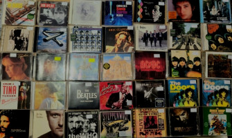 IRON MAIDEN, BEATLES, LED ZEPPELIN…PUNO ODLIČNIH NOVIH CDa U FREE BIRDU!!!