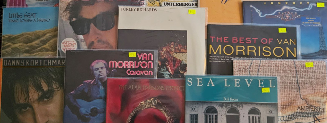 LEONARD COHEN , VAN MORRISON..JOŠ NEKORIŠTENIH LP-A STARIH IZDANJA!!!!