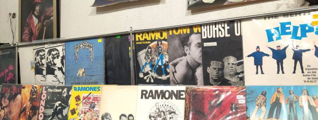 U Free Bird-u Vas čeka najveći izbor ploča koji možete naći u našoj zemlji i šire!